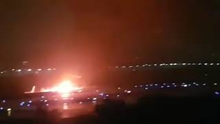 Пассажирский Boeing загорелся после посадки в Сочи