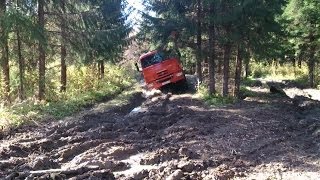 Truck Kamaz 6X6 runs hard mud off-road | Камаз 6Х6 тяжелое бездорожье