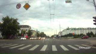г. Орел, Мерседес проехал на красный перед ДПС
