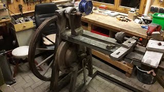 Столярные станки. Токарный станок из дерева, или находки не кончаются! Old GermanTreadle Lathe!
