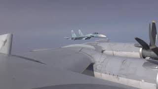 Полет стратегических ракетоносцев Ту-95МС над нейтральными водами акватории Черного моря