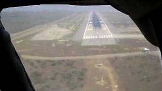 SVMI LANDING ATERRIZAJE EN MAIQUETIA COCKPIT VIEW