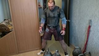Взятие двух гирь в стойку по 68 кг. Double Kettlebell Clean  2x68 kg