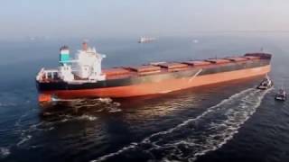 Самое большое судно в мире Emma Maersk контенеровоз