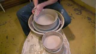Throwing a Platter or Large Plate with David Beaulieu