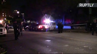 En direct de New York où une voiture a foncé dans la foule faisant au moins huit morts