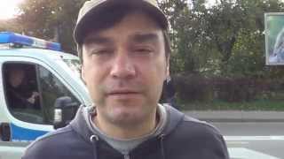 Demonstracja stop imigrantom posypana chemtrails przez samoloty