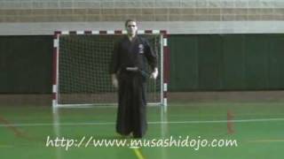 IAIDO 全日本剣道連盟居合　六本目　諸手突き　(Morotezuki)