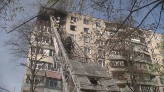 Під час ліквідації пожежі врятована жінка, ще 2 мешканців евакуйовано