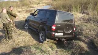 UAZ Patriot + BF GOODRICH ALL TERRAIN T/A KO диагональное вывешивание)