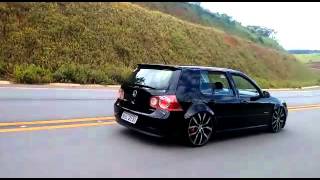 Golf M4k,5 rebaixado com rodas aro 20 e suspensão fixa