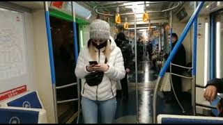 Первый раз вижу такие вагоны метро в Москве