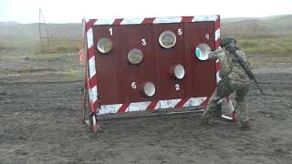 Тренировки морпехов Северного флота по армейской тактической стрельбе
