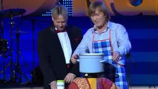 6 кадров собирают друзей