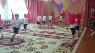 Спортивные перестроения под музыку О.Газманова "Россия, вперед!