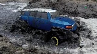 High Volts RC - Axail SCX10 Mudding Carnage - First Break