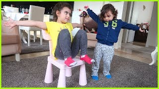 Yankı ile Yeşil Uzaylı Dansı Eşliğinde Sandalye Kapmaca Oynadık | Eğlenceli Çocuk Videosu