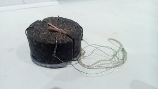 Пресование брикетов жмыха (макухи) своими руками.