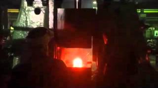 Гута ковка преобразования молоток