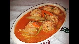 ALBÓNDIGAS  DE  POLLO  CON  VERDURAS