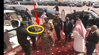 الحرس الملكي السعودي يوقف مرافق الرئيس السوداني قبيل دخوله لمقر درع الخليج المشترك 1