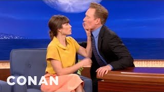 Flirt Fight: Jessica Biel vs. Conan O'Brien - CONAN on TBS