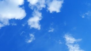 Футаж Небо и облака. Белые облака на синем небе. Футажи для видеомонтажа. Небо видео
