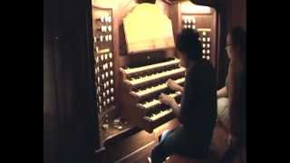 Tjaco van der Weerd speelt een eigen bewerking van Psalm 90 aan het Kuhn-orgel in Lausanne (CH)