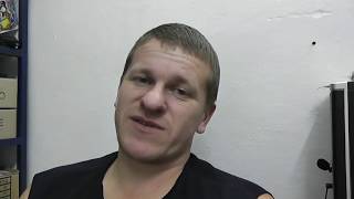 Корова сосёт сама у себя молоко. Что делать?