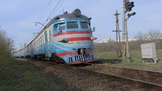 ЭР2-398/503 следует на Днепропетровск-Южный.