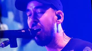 Mike shinoda - discorso + medley: in the end + heavy + numb (live @ area expo rho milan 08-09-18)