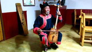 Mongolian Music Performance - Morin Khuur (Horse Head Fiddle)