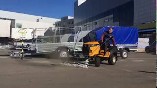Мини трактор Cub Cadet XT2 со щеткой передней (with sweeper)