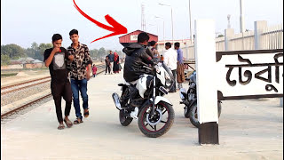 BALLOON PRANK!!
