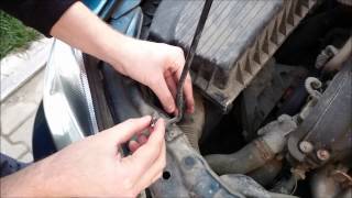 How to change the left side light bulb from Opel Astra Classic 2008 1.4