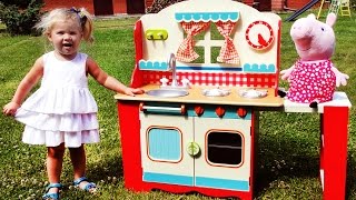 СУПЕР КУХНЯ для Детей Играем в повара с Пеппой  Peppa Pig Super toy Kitchen Playset