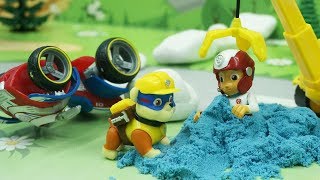 Игрушки Щенячий Патруль в новом развивающем видео для самых маленьких детей