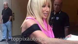 Suzanne Somers - Signing Autographs at The Today Show