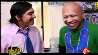 Yo No soy Gay - el club de la comedia