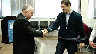 მინისტრი წარმატებულ კიკბოქსიორებს შეხვდა