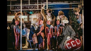 Спектакль "Петровы в гриппе" - Театр Гоголь-центр