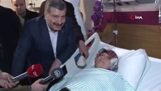 Bakan Koca, Hastanede Tedavi Gören Azize Çelik'i Ziyaret Etti