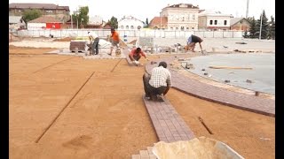 Реконструкция площади в разгаре