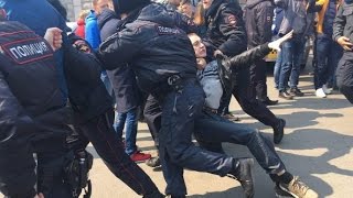 Жестокое Задержание на Митинге 26 марта в Москве.