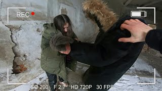 ДИКИЙ ПОБЕГ ОТ ПЕДОФИЛА!!! СПАС ШКОЛЬНИЦУ ОТ ПЕДОФИЛА!!! ПЕДОФИЛ НАПАЛ С БИТОЙ!!!