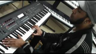 YAMAHA MOX8 DEMO NA CLASSIC KEYBOARDS