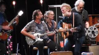 Eddie Vedder Glen Hansard Fiona Apple "Rockin' in the Free World"  Ohana Fest 9/9/17
