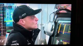 Lewis Hamilton driving in the rain! Amazing!