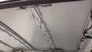 Разбор салона КИА Рио показал крайне скудное количество штатных шумоизоляционных материалов