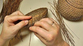 Начало плетения из сосновых иголок. Плетение узлом "Соты"